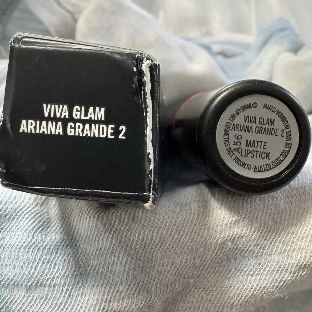 Mac Matte Lipstick - Viva Glam Ariana Grande 2 - 3g / 0.1oz - NIB